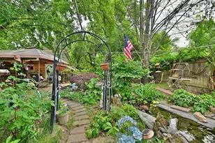 309 W 1st St, Phoenix, OR 97535 - Photo 1