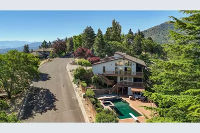 585 Thornton Way, Ashland, OR 97520 - Photo 1