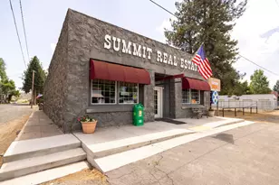 31990 Hwy 70, Bonanza, OR 97623 - Photo 1