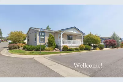 889 Kings Way, Grants Pass, OR 97526 - Photo 1