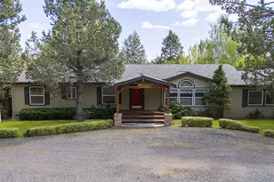 18589 McSwain Dr, Sisters, OR 97759 - Photo 1