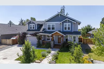 685 NW Rimrock Drive, Redmond, OR 97756 - Photo 1