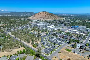 21021 Damascus Ln, Bend, OR 97701 - Photo 1