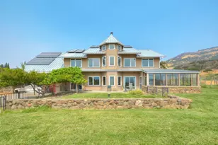 2585 David Ln, Medford, OR 97504 - Photo 1