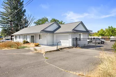 757 Gilman Road, Medford, OR 97504 - Photo 1