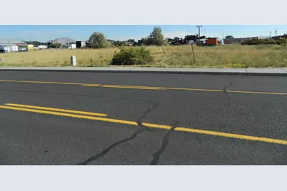 Lot 6 Onyx Avenue, Klamath Falls, OR 97603 - Photo 1