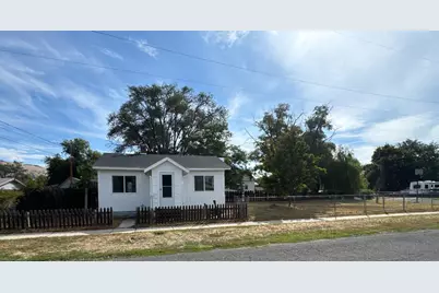 1323 Martin Street, Klamath Falls, OR 97601 - Photo 1