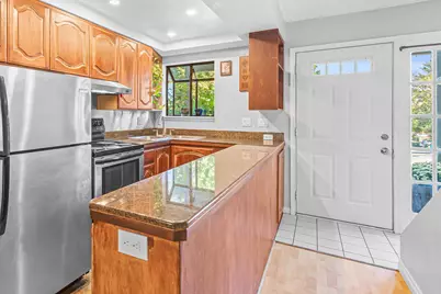 495 Chestnut Street #4, Ashland, OR 97520 - Photo 1