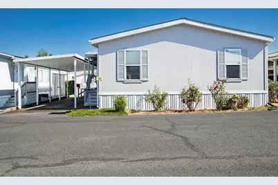 5076 Leonard Road #105, Grants Pass, OR 97527 - Photo 1