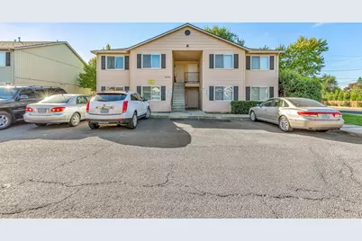 2150 Crater Lake Avenue, Medford, OR 97504 - Photo 1