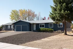 61683 Daly Estates Dr, Bend, OR 97702 - Photo 1