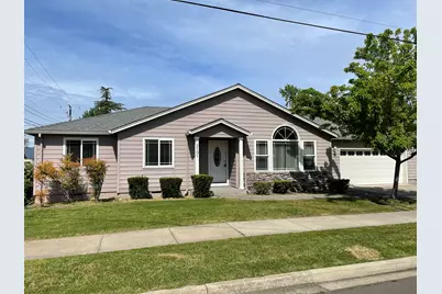 2101 Whittle Avenue, Medford, OR 97504 - Photo 1