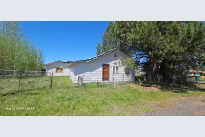 404 S 1st Avenue, Chiloquin, OR 97624 - Photo 1