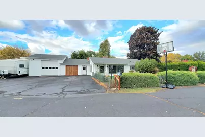 810 NE Crest Drive, Prineville, OR 97754 - Photo 1