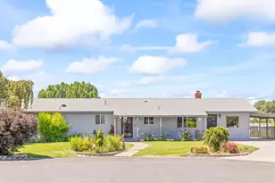 2650 SE Baldwin Ct, Prineville, OR 97754 - Photo 1