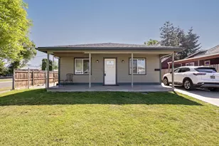 424 Boardman St, Medford, OR 97501 - Photo 1