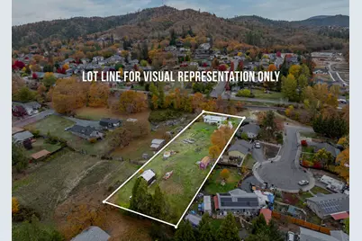 1535 SW Foundry Street, Grants Pass, OR 97526 - Photo 1