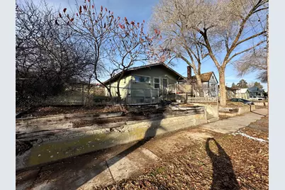 1010 California Avenue, Klamath Falls, OR 97601 - Photo 1