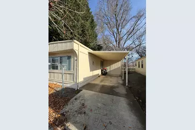 3431 S Pacific Highway #57, Medford, OR 97501 - Photo 1