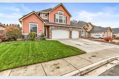 1982 Jeremy Street, Central Point, OR 97502 - Photo 1