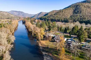 1424 Rogue River Hwy, Gold Hill, OR 97525 - Photo 1