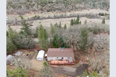 7940 E Antelope Road, Eagle Point, OR 97524 - Photo 1