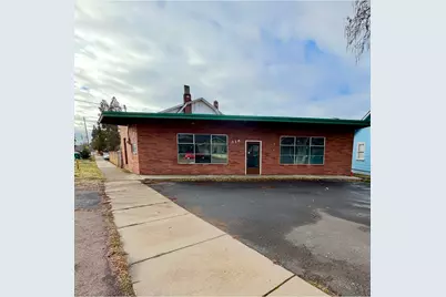318 East Main Street, Klamath Falls, OR 97601 - Photo 1