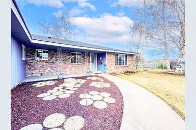 5149 Sumac Avenue, Klamath Falls, OR 97603 - Photo 1