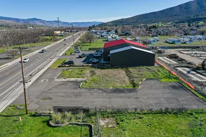 716 S Pacific Highway, Talent, OR 97540 - Photo 1