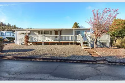 3955 S Stage #35, Medford, OR 97501 - Photo 1