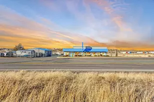 1810 Us-97, Madras, OR 97741 - Photo 1