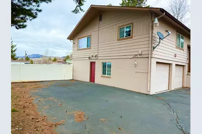 425 Delta Street, Klamath Falls, OR 97601 - Photo 1