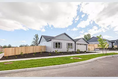 563 SW H Street #Lot 8, Madras, OR 97741 - Photo 1