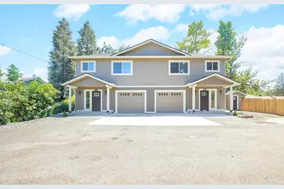 951 SW H Street, Grants Pass, OR 97526 - Photo 1