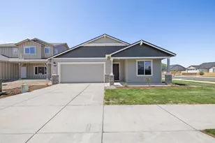 3499 NW 12th St, Redmond, OR 97756 - Photo 1