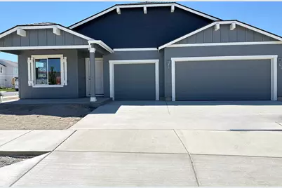 221 NW Par Avenue #105, Madras, OR 97741 - Photo 1