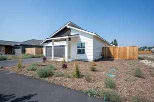 51779 Morning Pne Dr, La Pine, OR 97739 - Photo 1