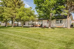 62950 Schmidt Rd, Bend, OR 97701 - Photo 1