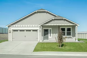 3380 NW 8th St, Redmond, OR 97756 - Photo 1