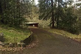 1750 Apache Dr, Medford, OR 97501 - Photo 1