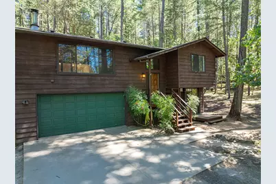 323 Brooke Lane, Grants Pass, OR 97527 - Photo 1