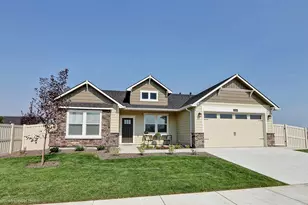 3064 Umpqua Dr, Medford, OR 97504 - Photo 1