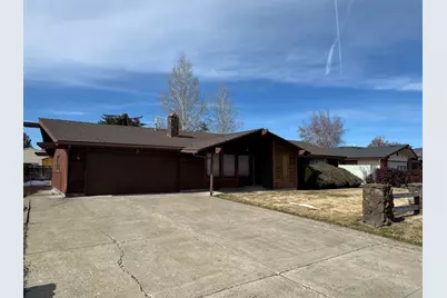 3894 Rio Vista Way, Klamath Falls, OR 97603 - Photo 1