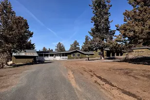 6165 W Langell Valley Rd, Bonanza, OR 97623 - Photo 1