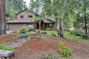 17904 Acer Ln, Sunriver, OR 97707 - Photo 1