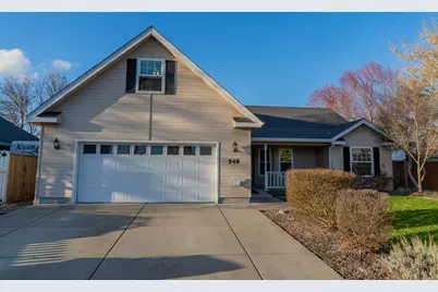 548 Blue Heron Drive, Central Point, OR 97502 - Photo 1
