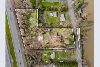 725 Rogue River Highway, Gold Hill, OR 97525 - Photo 1