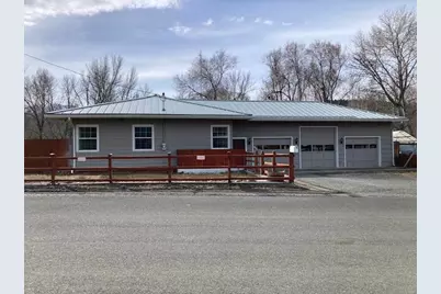 100 NW 7 Avenue, John Day, OR 97845 - Photo 1