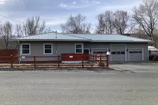 100 NW 7th Ave, John Day, OR 97845 - Photo 1