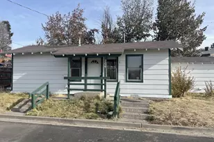 706 Uerlings St, Klamath Falls, OR 97601 - Photo 1